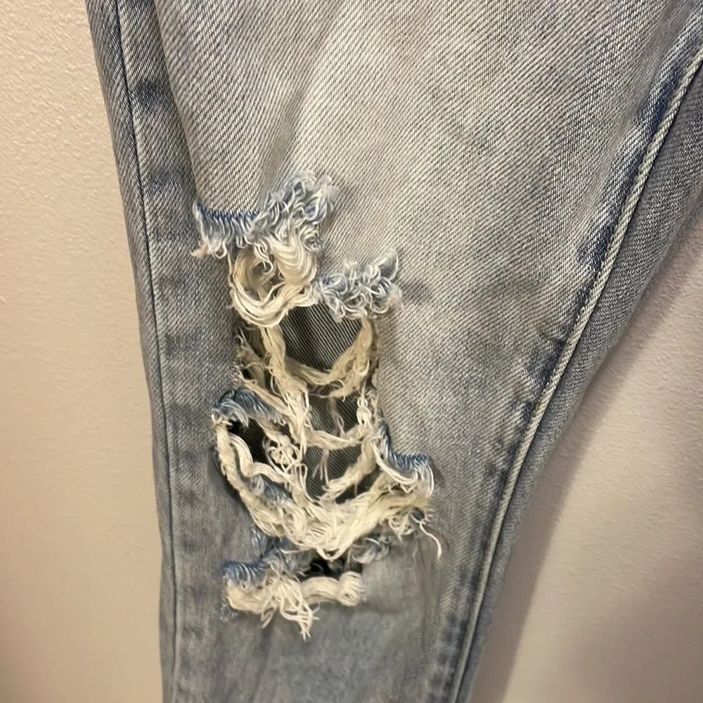 Nwot Insane Oene woman’s light blue ripped jeans - Picture 4 of 14